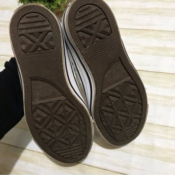 Converse Gray Polka Dot Low‎ Top Lace Up Sneakers Shoes Women’s Size 6 - Picture 5 of 7